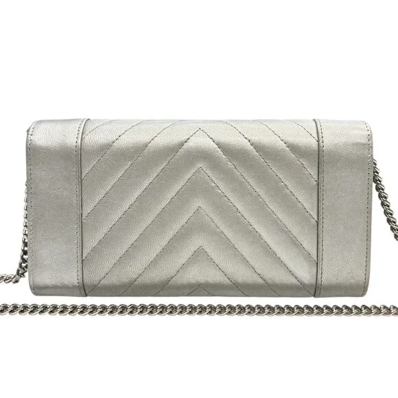 CHANEL Metallic Silver Goatskin Mademoiselle Flap Wallet - Picture 4 of 6